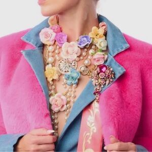 Aratta Floral Multicolor Statement Necklace